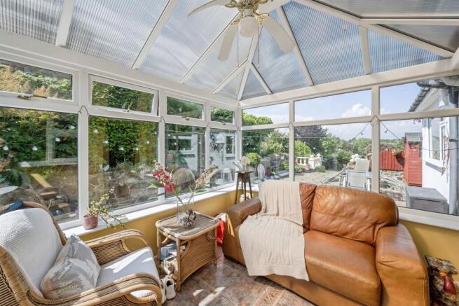 3 bed Detached Bungalow for sale Image 12
