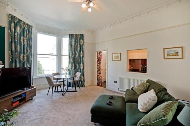 1 bed Apartment for sale Image 4