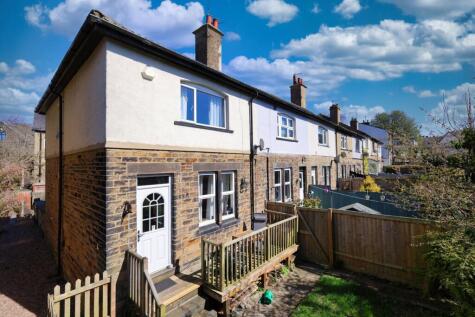 Gladstone Road, Rawdon, Leeds, West Yorkshire, LS19