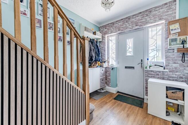 4 bed Semi-Detached for sale Image 11