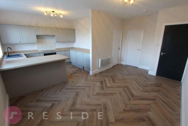 Lounge/Kitchen