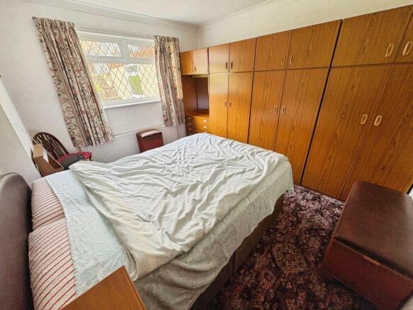2 bed Bungalow for sale Image 7