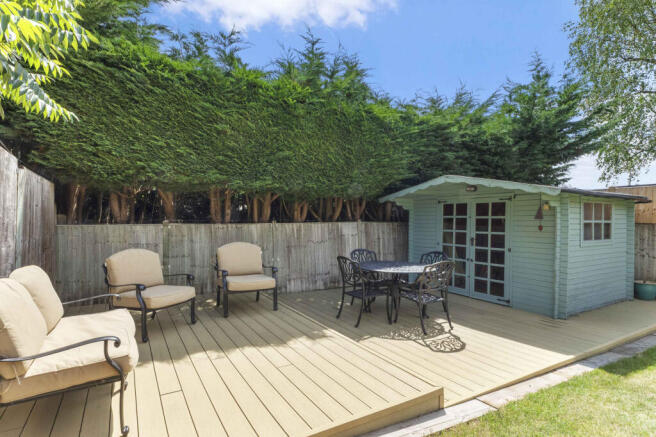 24 Highwoods Drive, SL7 3PY (LOW RES)-14