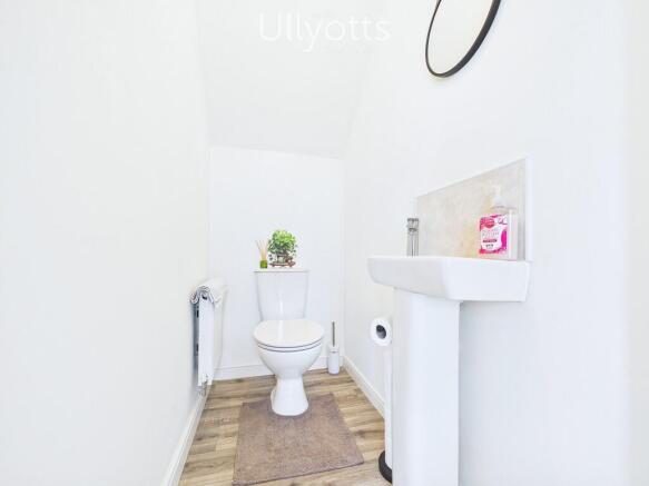 2 bed Semi-Detached for sale Image 7