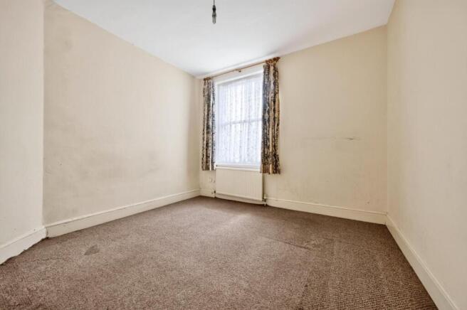 2 bed Flat for sale Image 6