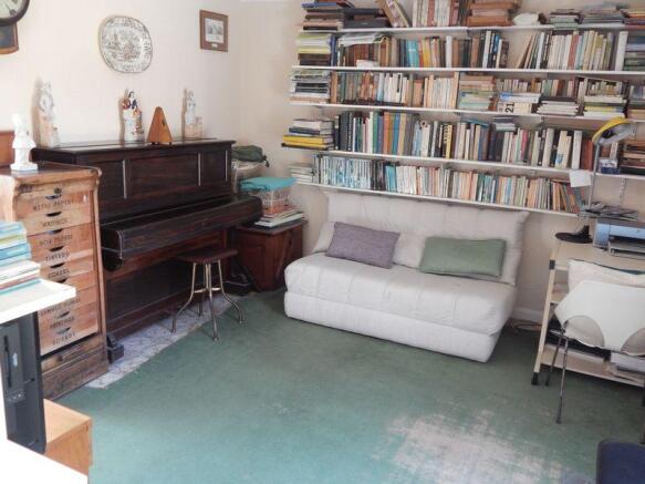 Photo 6
