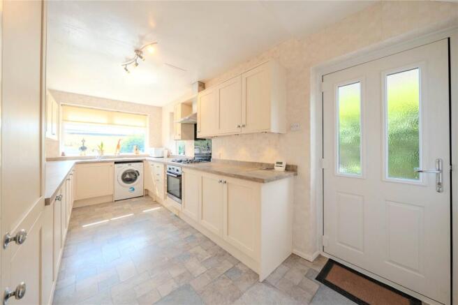 3 bed Semi-Detached for sale Image 12