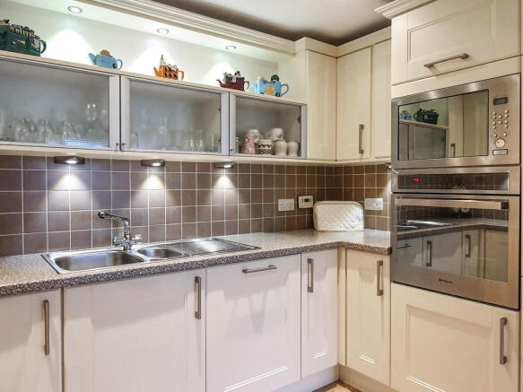 Open plan living/...
