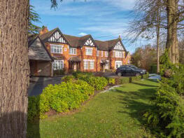 Flat 2, Bryn Arden, Henley Road, Warwick CV35 8LJ