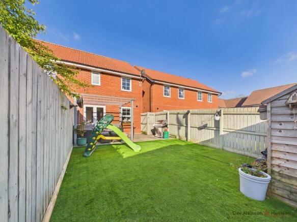 3 bed Semi-Detached for sale Image 4