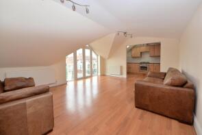 Flat 2, Brooklands Court, Brooklands Gardens, Hornchurch RM11 2AE