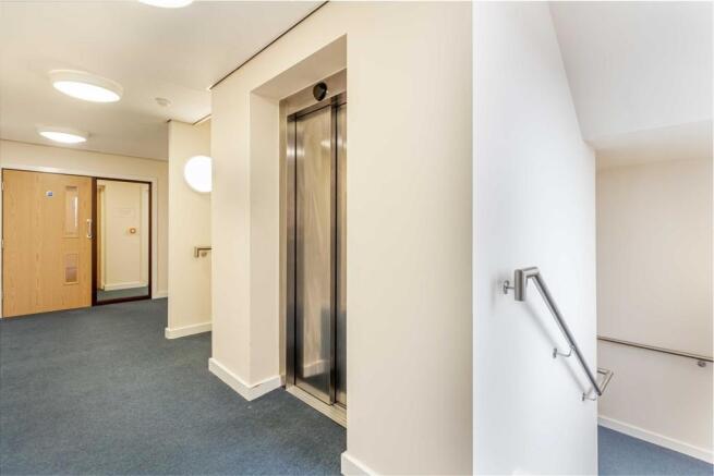 Hallway-1.jpg