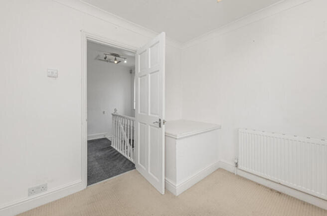 3 bed Semi-Detached for sale Image 12