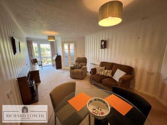 Living/Dining Room