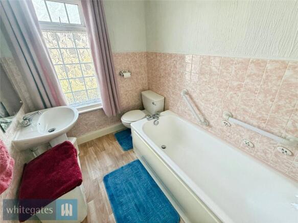 2 bed Terraced for sale Image 8