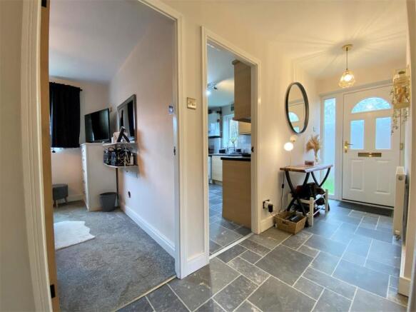 Inviting Entrance Hall 665