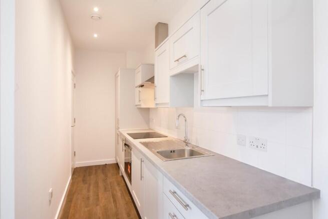 1 bed Apartment to rent Image 6