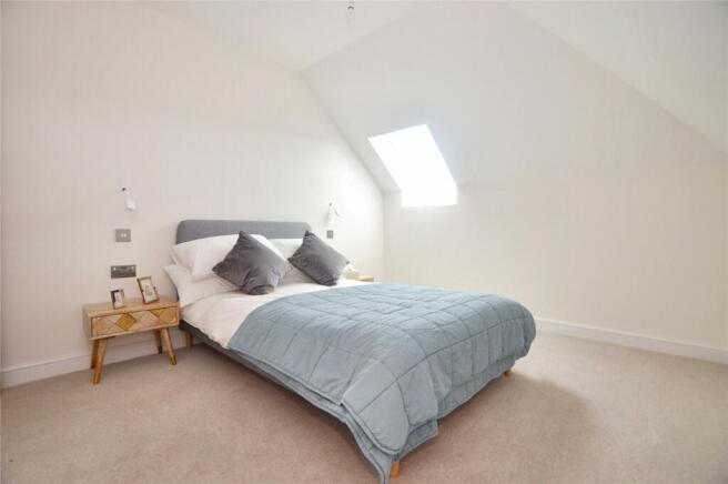 2 bed Apartment for sale Image 9