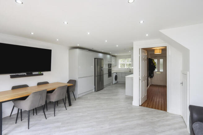 3 bed Mews for sale Image 4