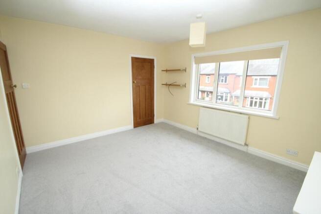 2 bed Terraced for sale Image 6