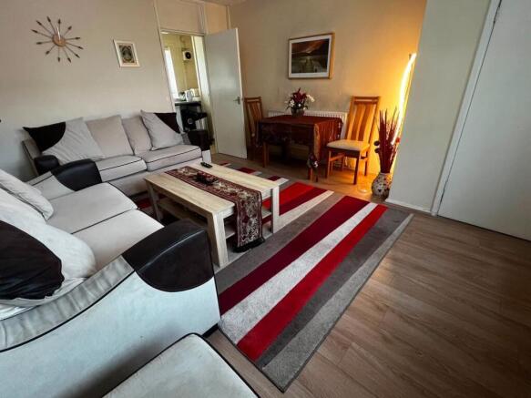 Lounge b