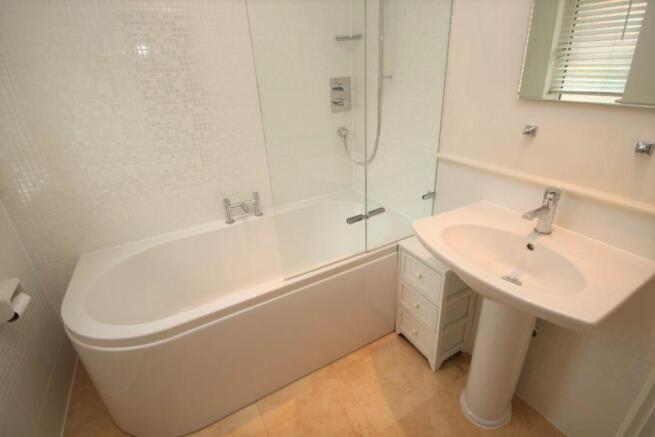 Bathroom.JPG