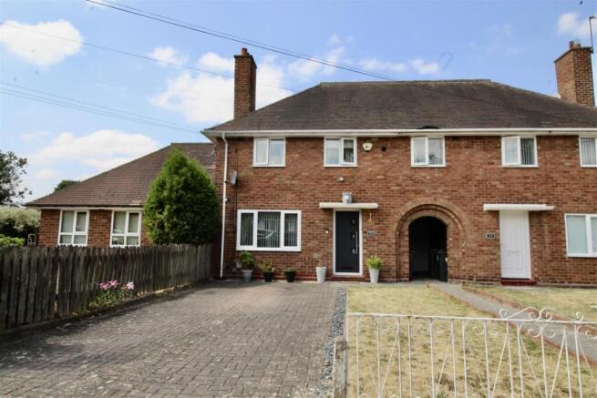 Front Garden/Driveway