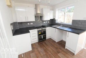 9, Sextons Meadows, Bury St. Edmunds IP33 2SB