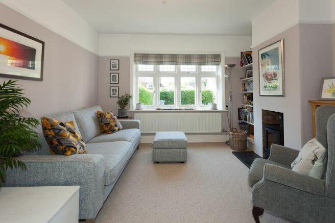 FAMILY ROOM/SNUG