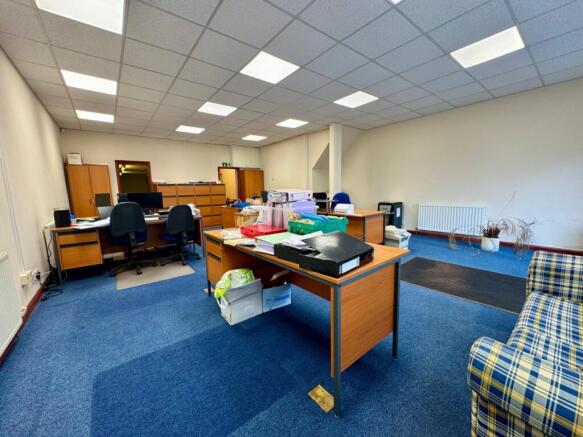 3fb2393f-816c-4c6a-9183-73b3c8f47431