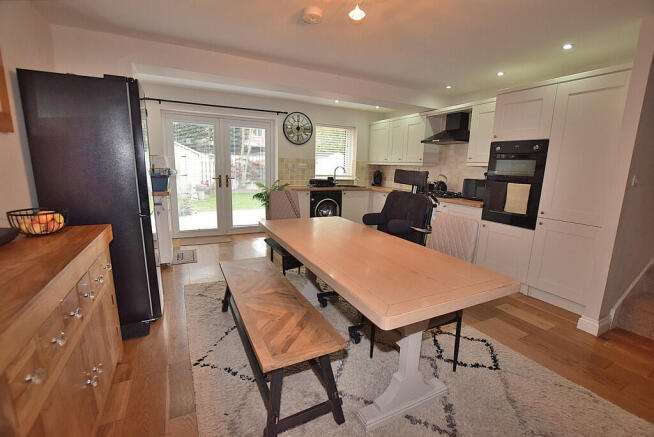 3 bed Terraced for sale Image 5