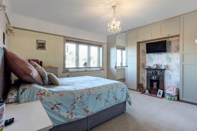 BEDROOM 1 FRONT
