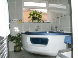 Bathroom/WC
