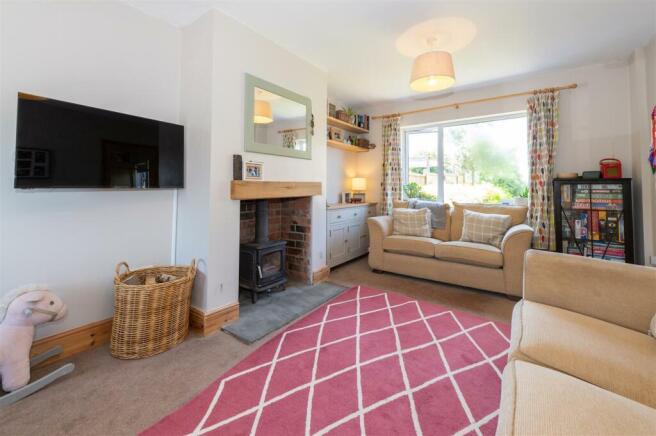 8 Council Houses internal-9.JPG