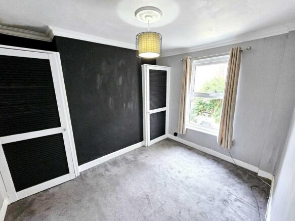 4 bed Terraced for sale Image 9