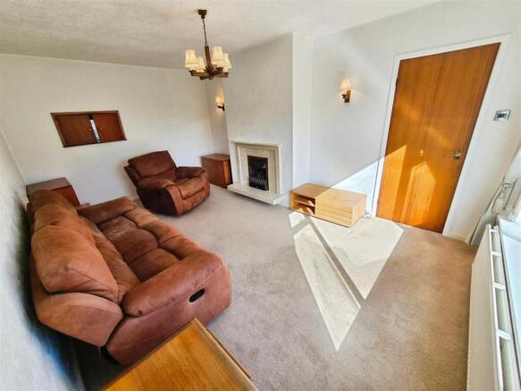 Pine Grove, Sandbach photo 4