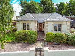 2, Grassyards Road, New Farm Loch, Kilmarnock KA3 7BD