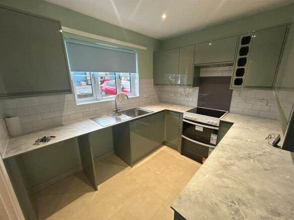 kitchen 7 beckett.jpeg