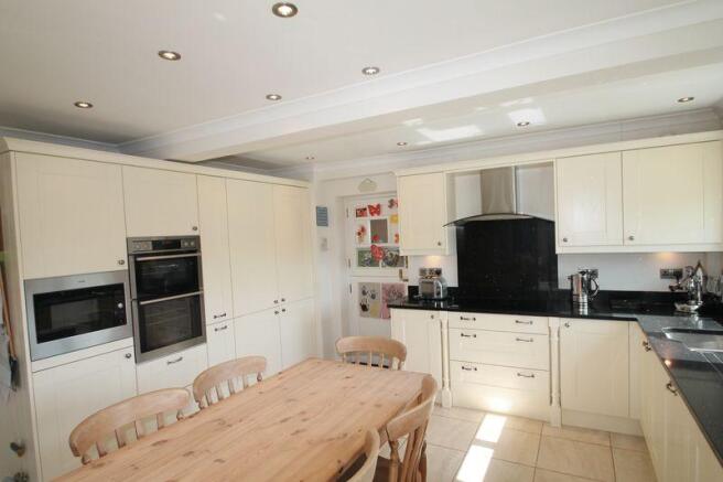 Kitchen/Breakfast