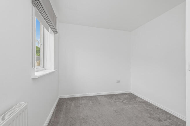3 bed Town House for sale Image 9
