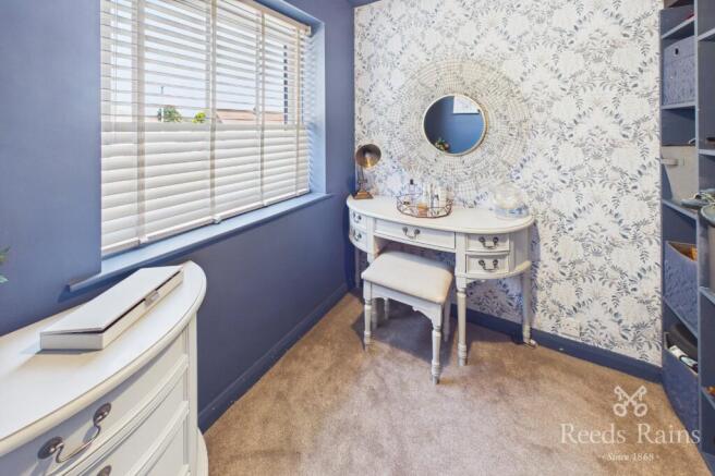 3 bed Semi-Detached for sale Image 12