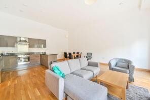 1, 90 River Heights, High Street, Stratford, London E15 2FA