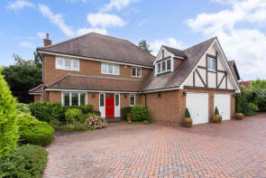 August House, Redbourn Lane, Hatching Green, Harpenden AL5 2NA