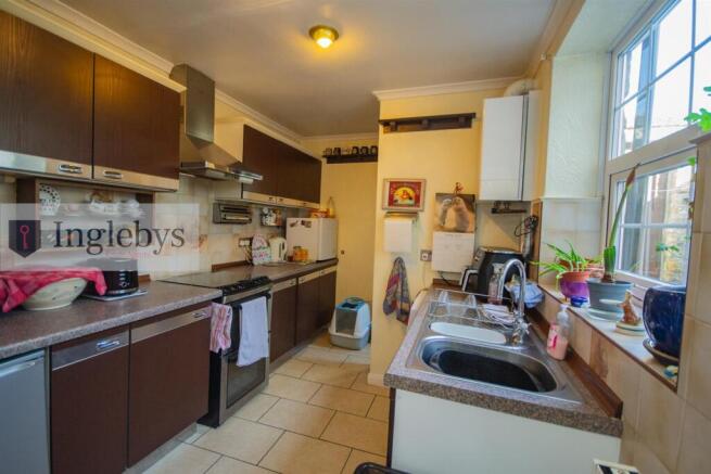 2 bed House for sale Image 9