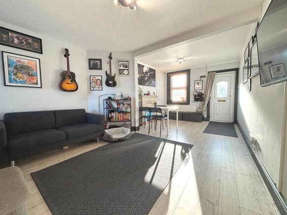 Sitting Dining Room.JPG