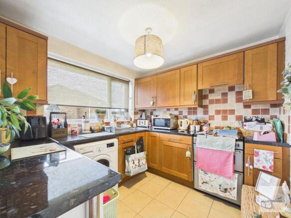 CAM03394G0-PR0444...