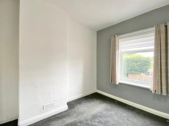 2 bed Terraced for sale Image 12