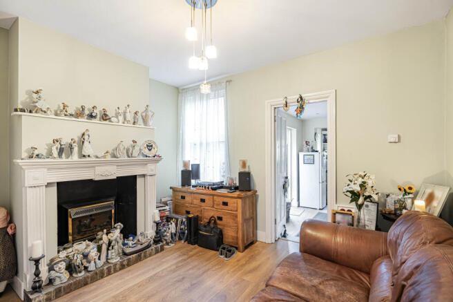 Middle Room