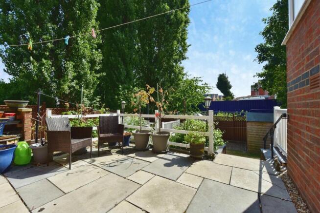 2 bed Semi-Detached for sale Image 11