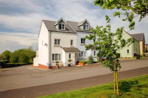 18, Oaktree Road, South Molton EX36 4FJ